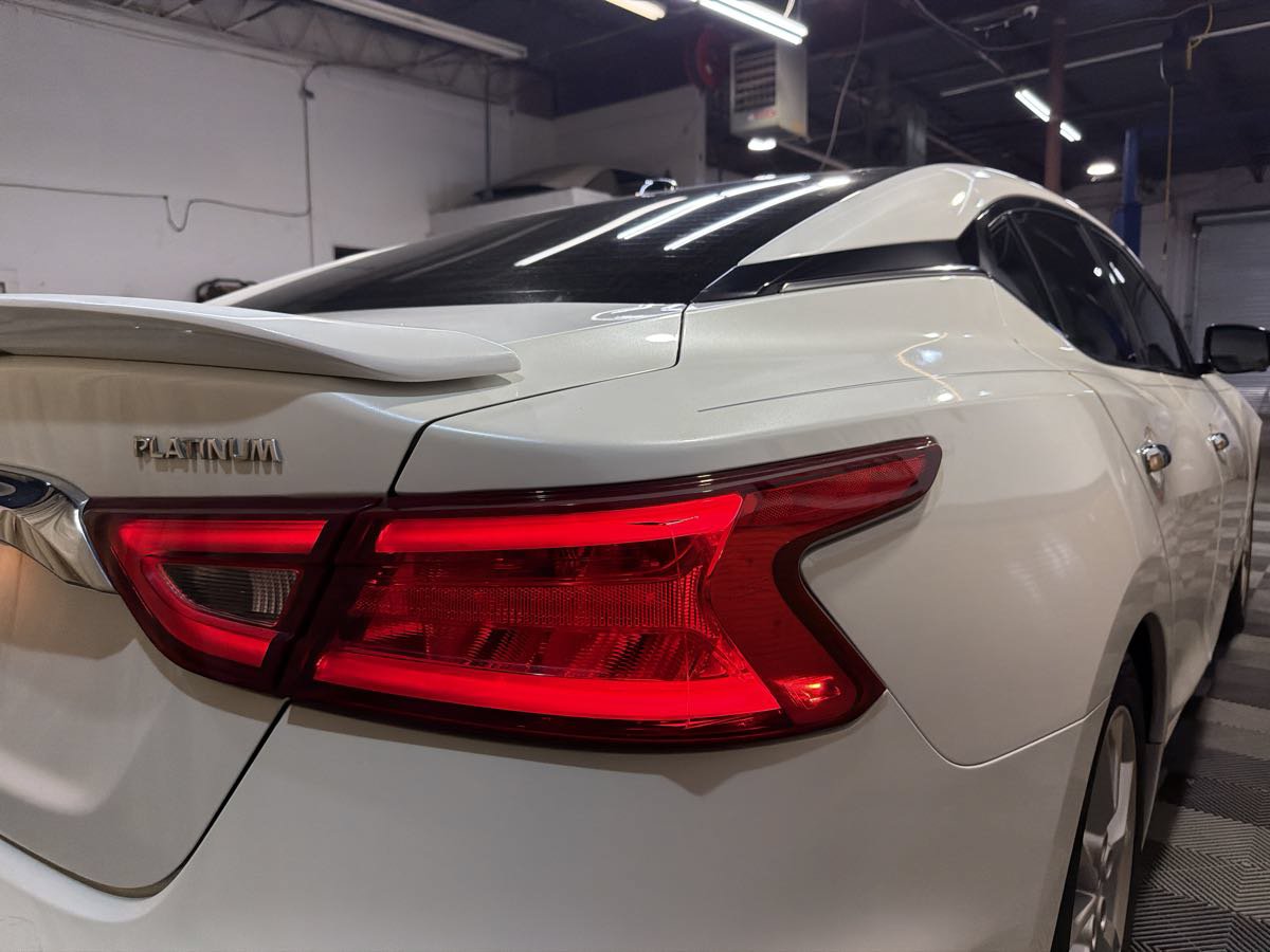 Used 2016 Nissan Maxima Platinum FWD image 10