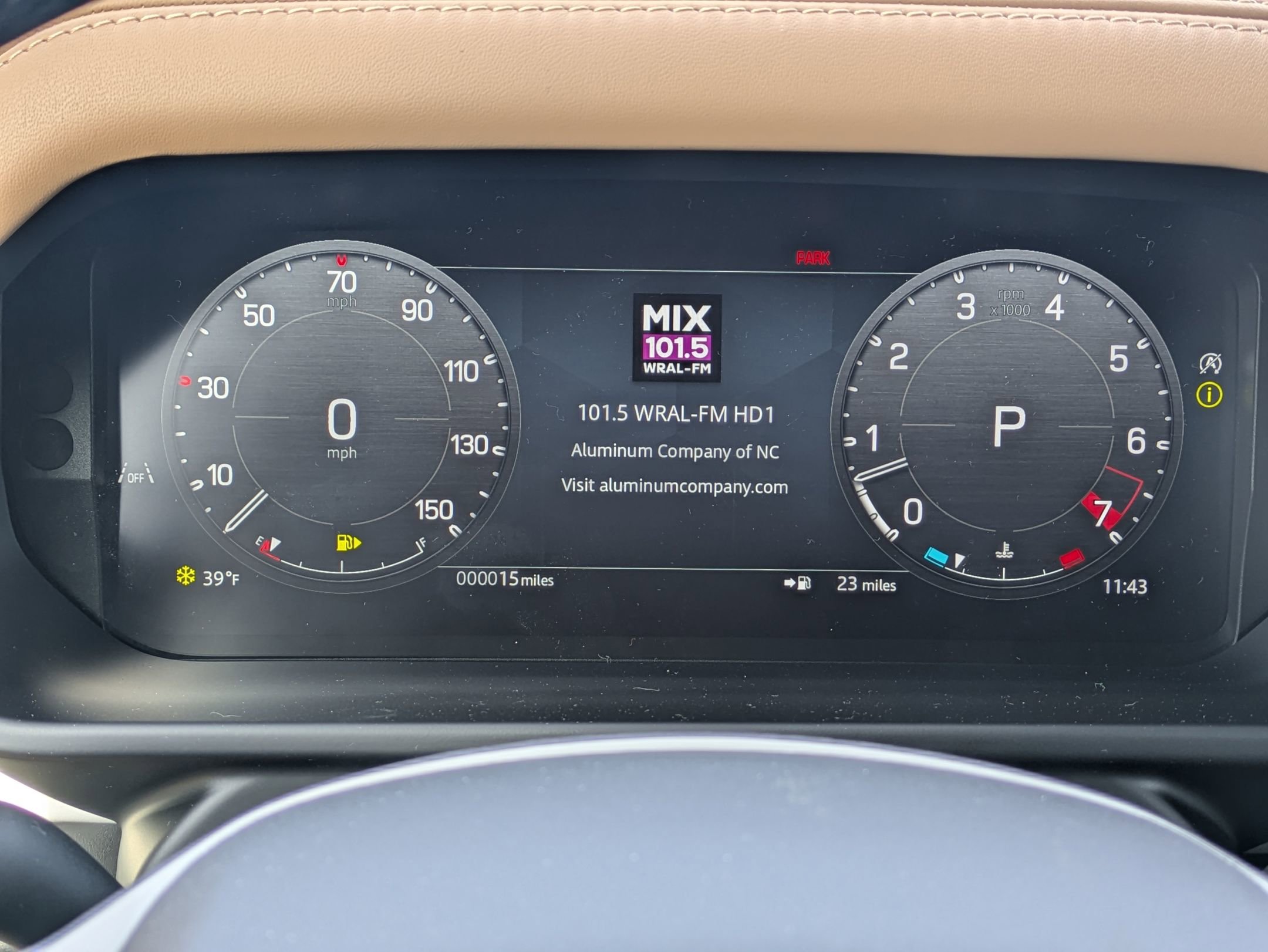 New 2026 Land Rover Defender 110 X-Dynamic SE image 10