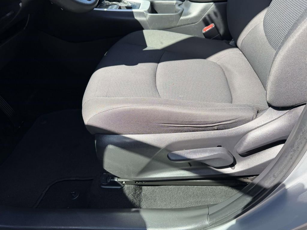 Used 2024 Toyota RAV4 LE image 16