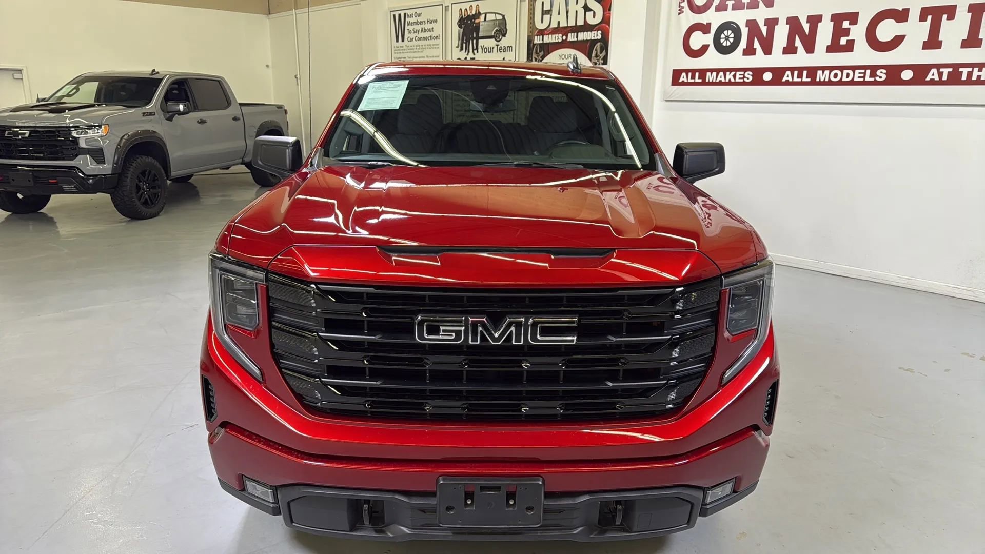 Used 2024 GMC Sierra 1500 Elevation w/ LPO, Elevation Black Package image 5