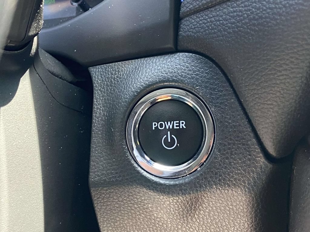 Used 2024 Toyota RAV4 XSE AWD/4WD image 30