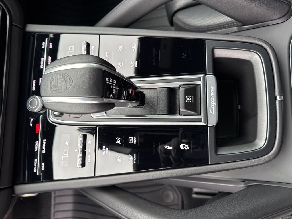 Used 2023 Porsche Cayenne GTS image 28