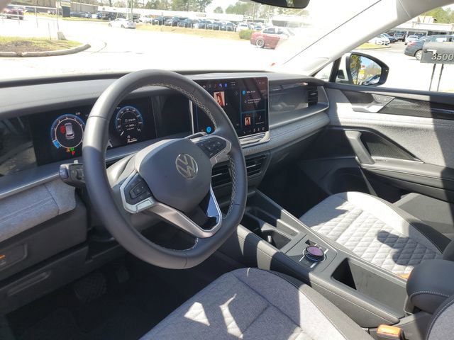 Certified 2025 Volkswagen Tiguan S image 18