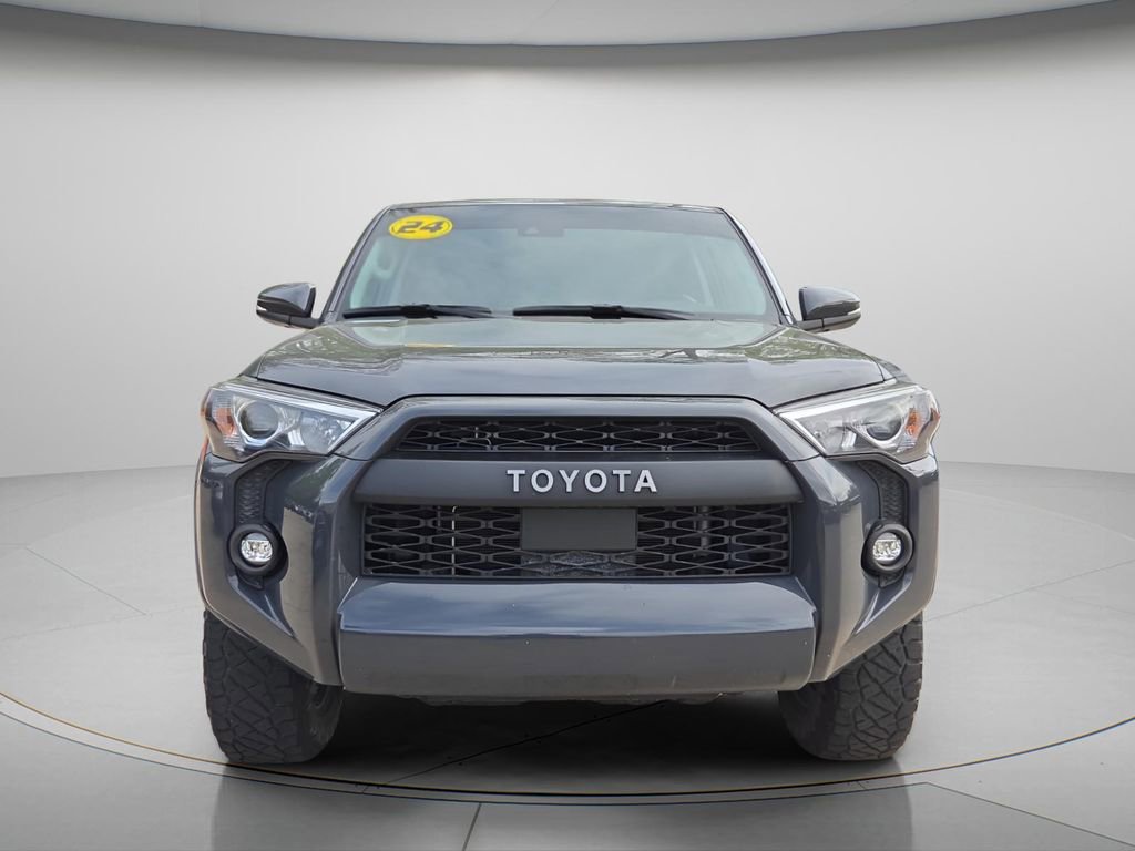 Used 2024 Toyota 4Runner SR5 Premium w/ Moonroof Package image 4