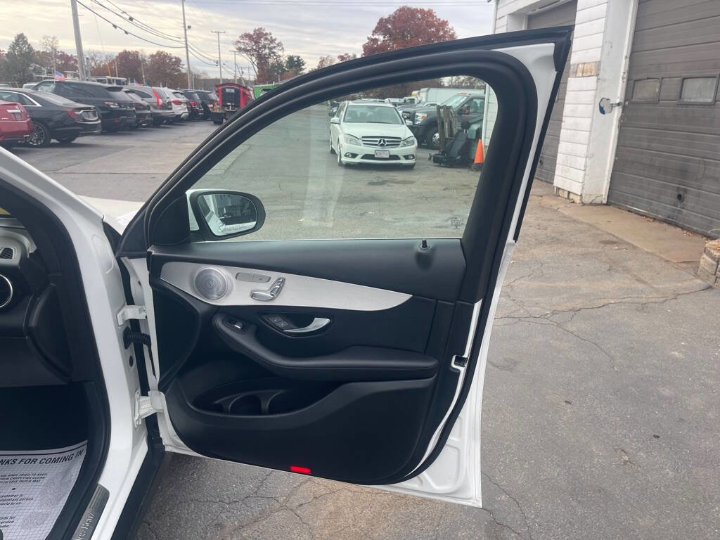 Used 2019 Mercedes-Benz GLC 300 4MATIC image 21