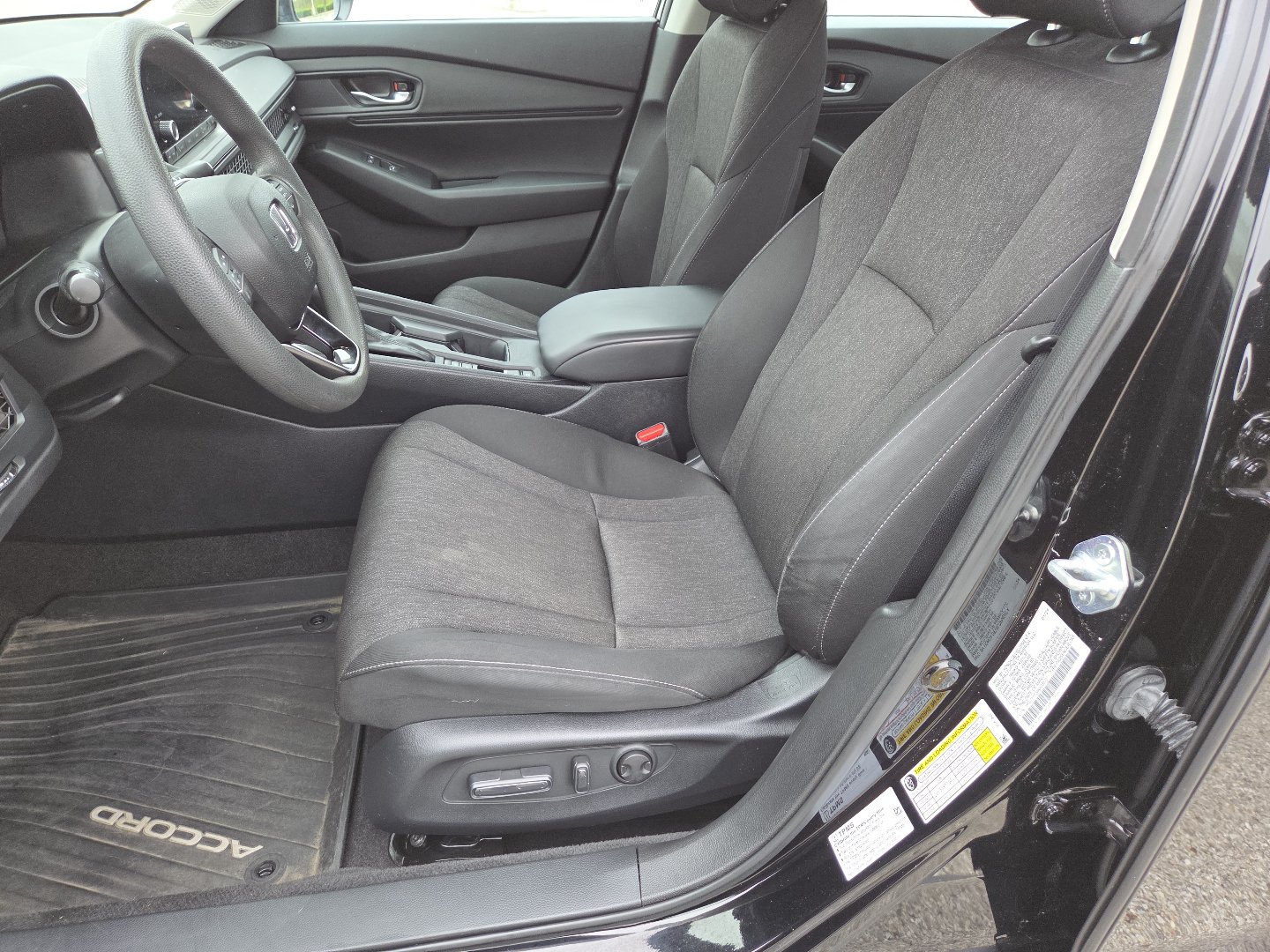 Used 2024 Honda Accord EX image 23