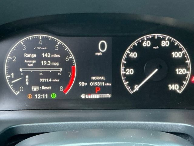 Used 2025 Honda Pilot Touring image 23