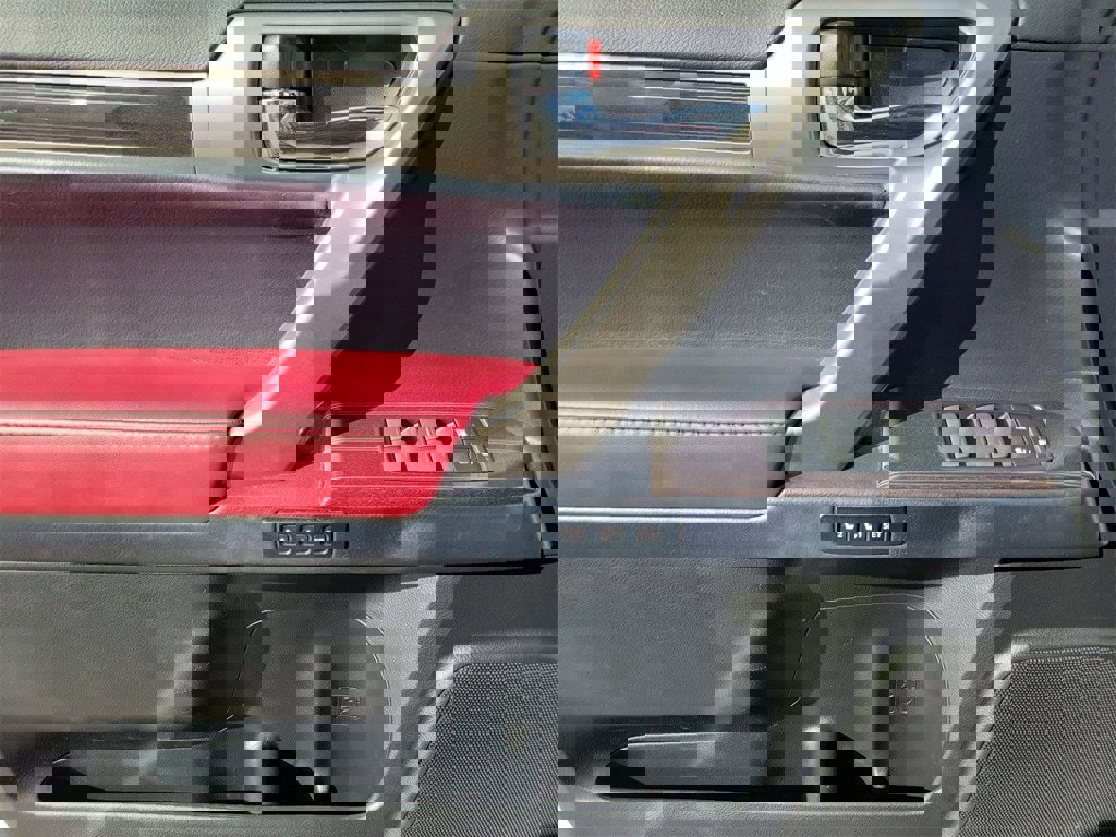 Used 2020 Lexus GX 460 Premium w/ Premium Package image 15