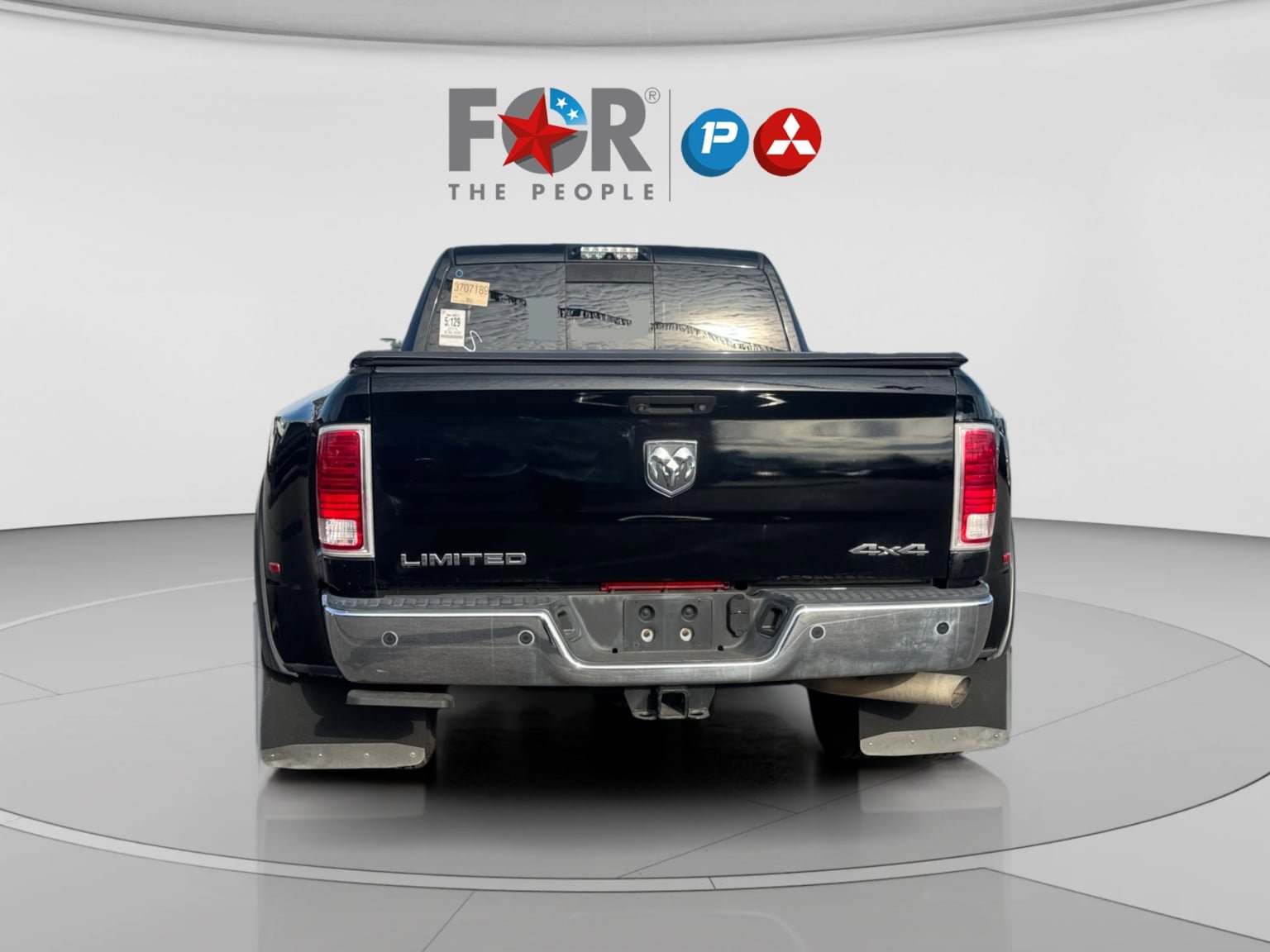 Used 2015 RAM 3500 Laramie Longhorn image 4