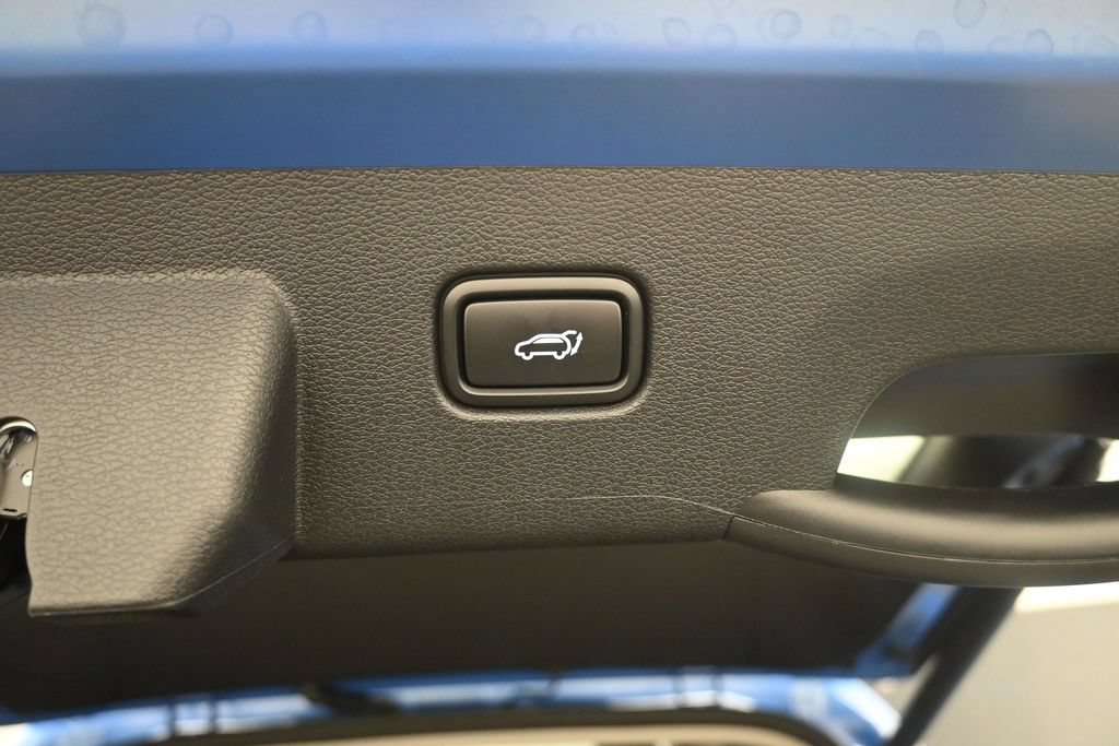 Used 2026 Kia Sportage EX FWD image 34