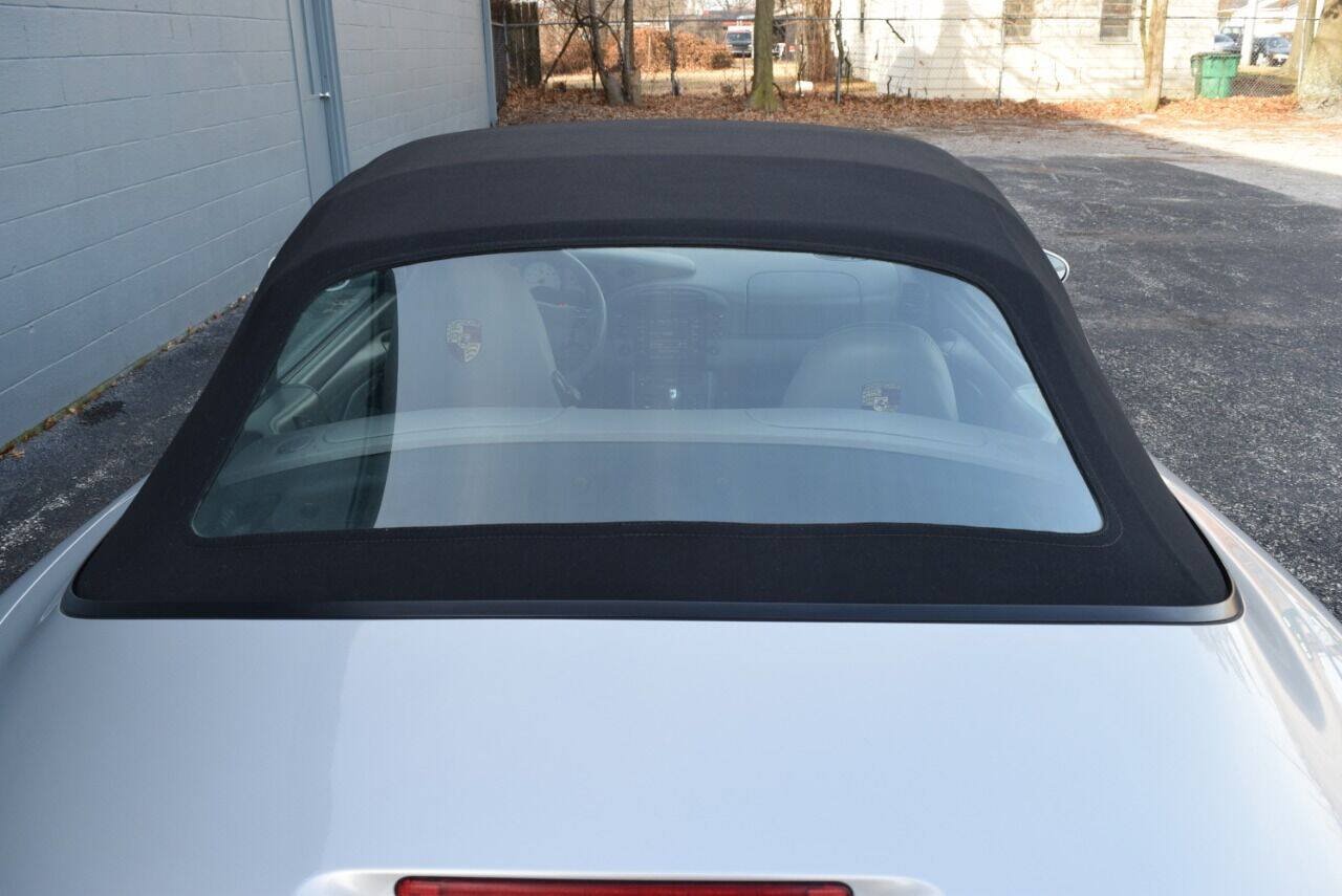 Used 1999 Porsche 911 Cabriolet image 28