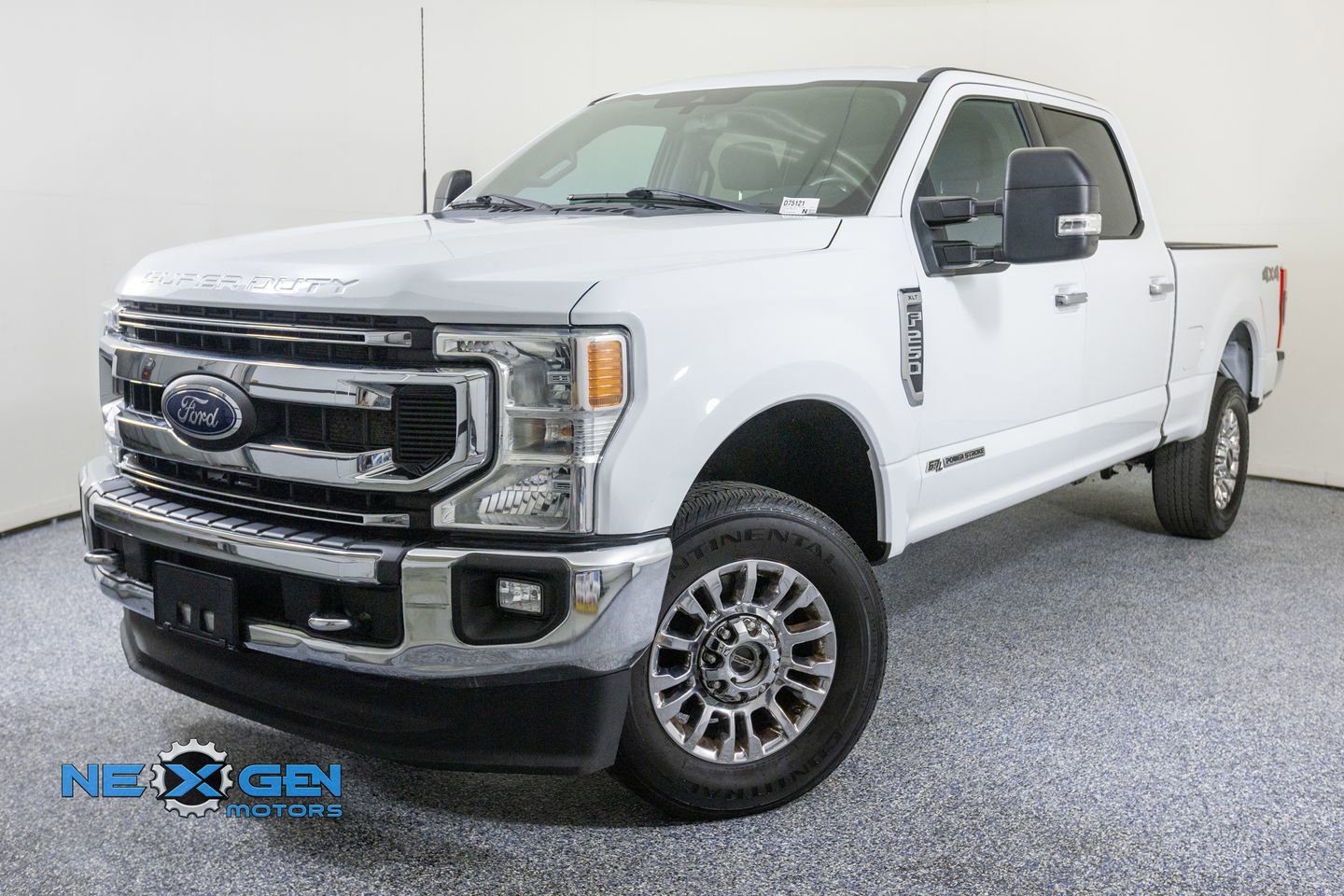 Used 2022 Ford F250 XLT w/ XLT Premium Package AWD/4WD image 3