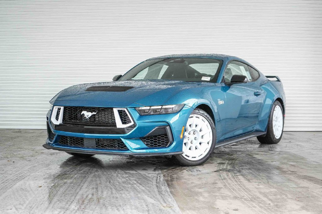 New 2026 Ford Mustang GT Premium w/ GT Performance Package RWD image 1