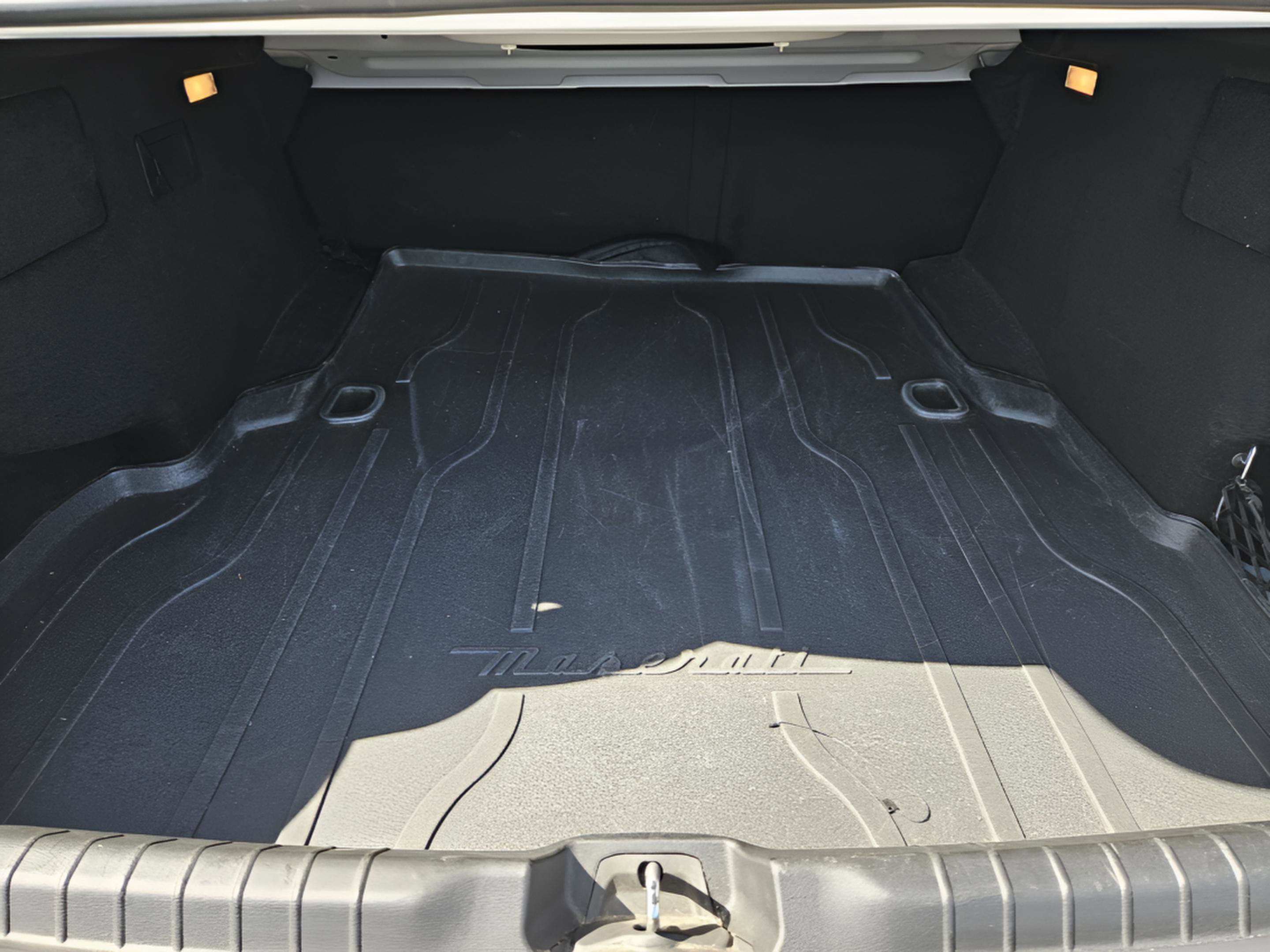 Used 2019 Maserati Ghibli S GranLusso image 31