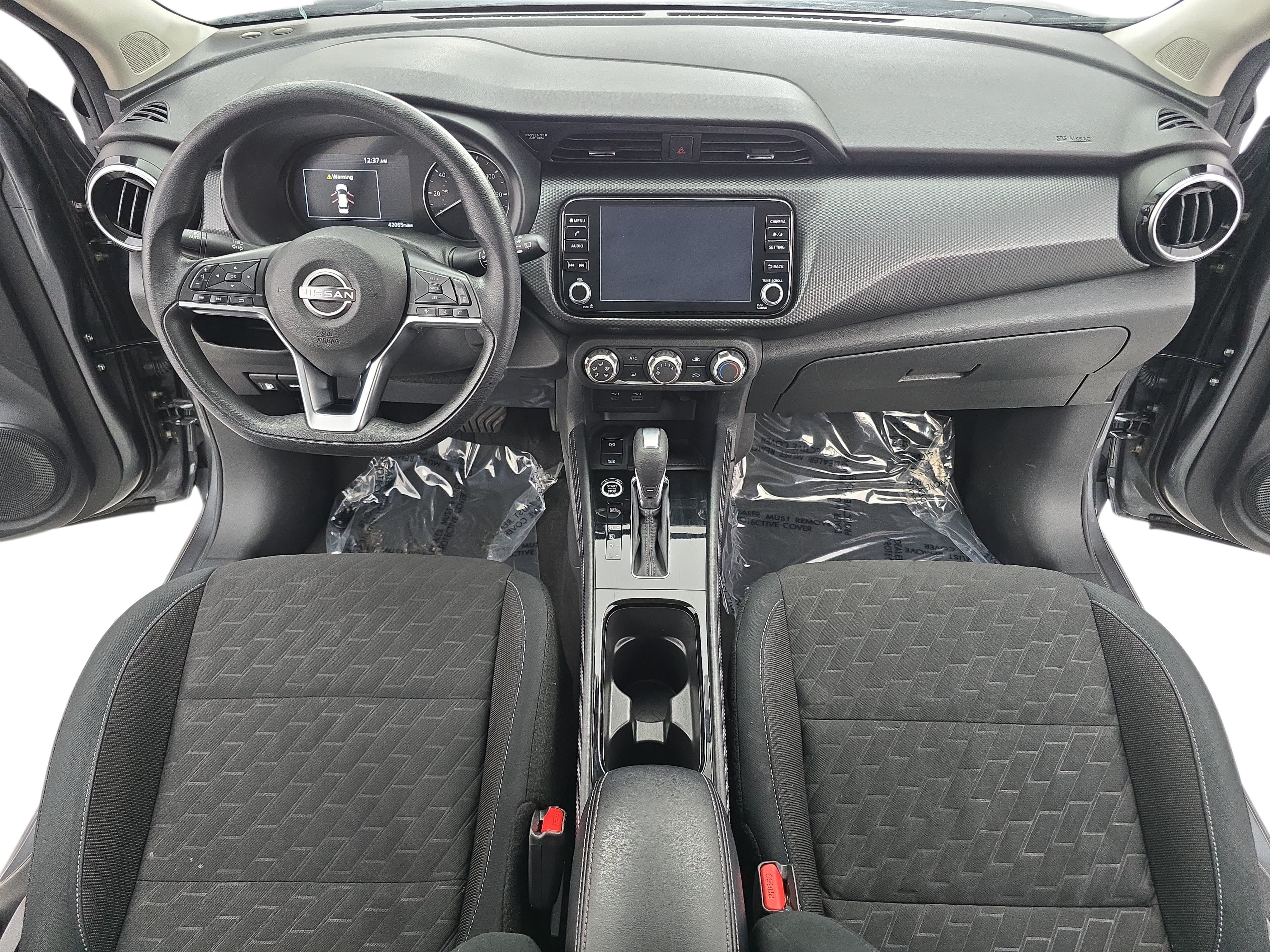 Certified 2023 Nissan Kicks SV FWD image 9