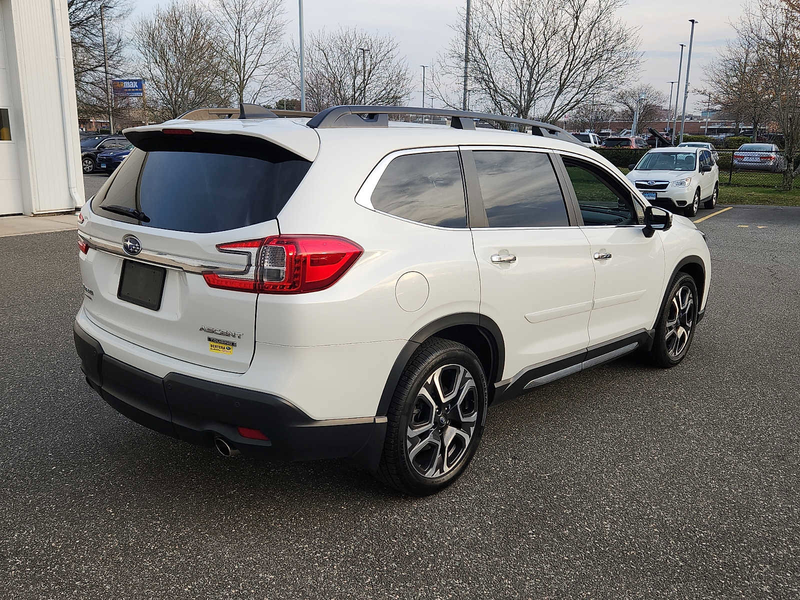 Used 2023 Subaru Ascent Touring image 6