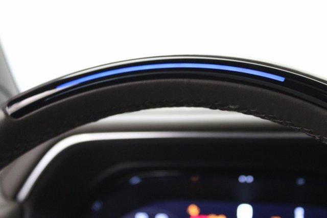 Used 2024 GMC Yukon XL Denali w/ Denali Reserve Package image 25