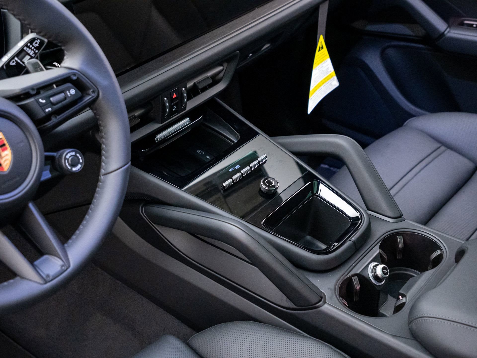 New 2026 Porsche Cayenne GTS AWD/4WD image 13