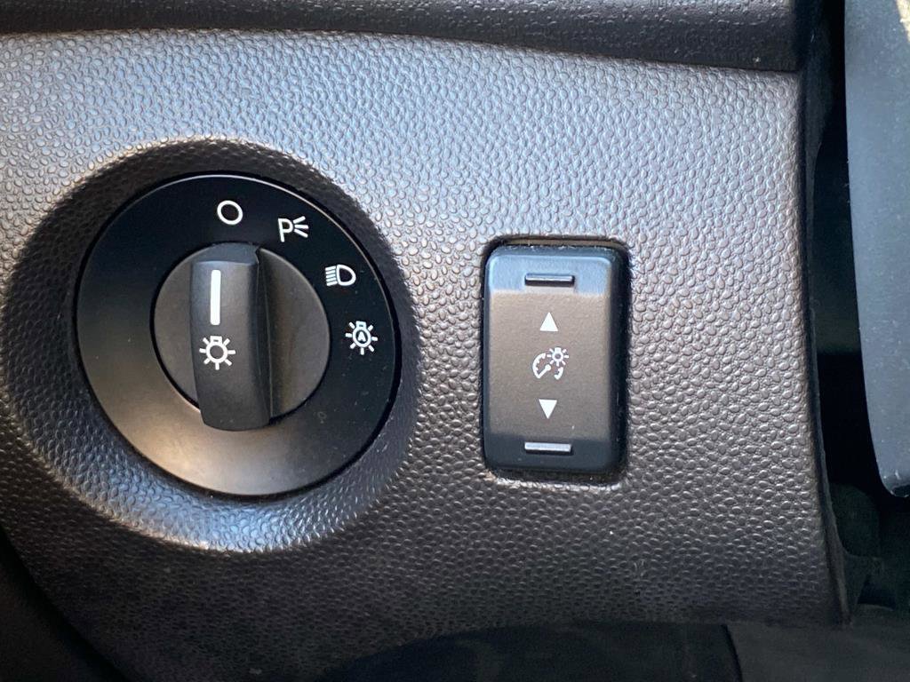 Used 2016 Ford Fiesta SE image 17