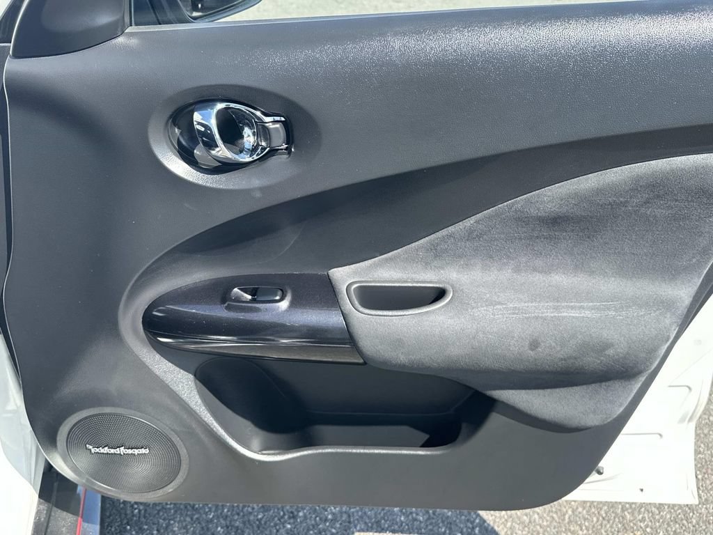 Used 2015 Nissan Juke NISMO AWD/4WD image 12