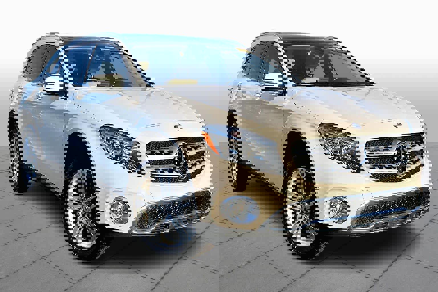 Used 2018 Mercedes-Benz GLA 250 image 3