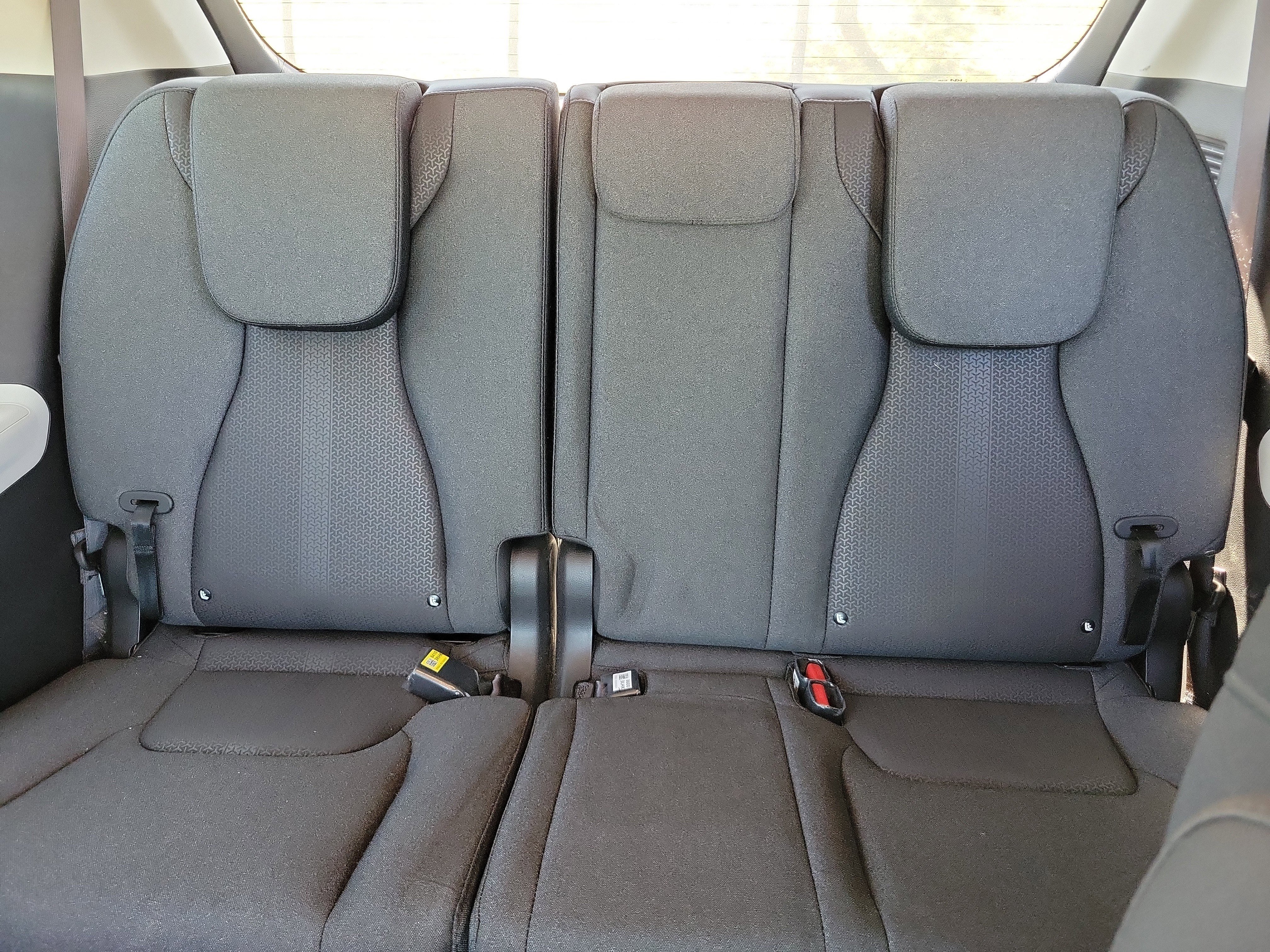 Used 2023 Kia Carnival LX FWD image 10