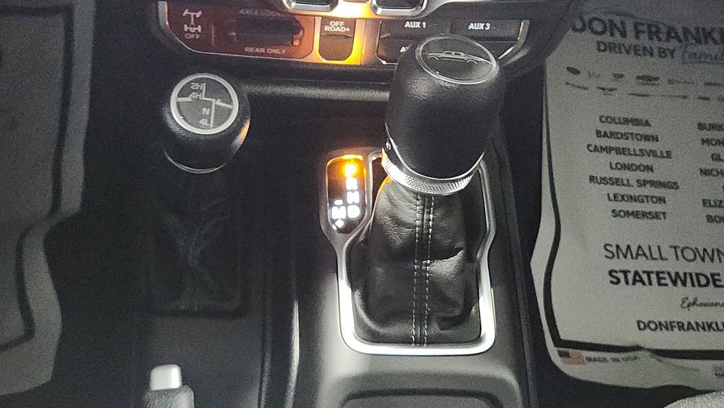 New 2026 Jeep Gladiator Mojave w/ Steel Bumper Group image 23