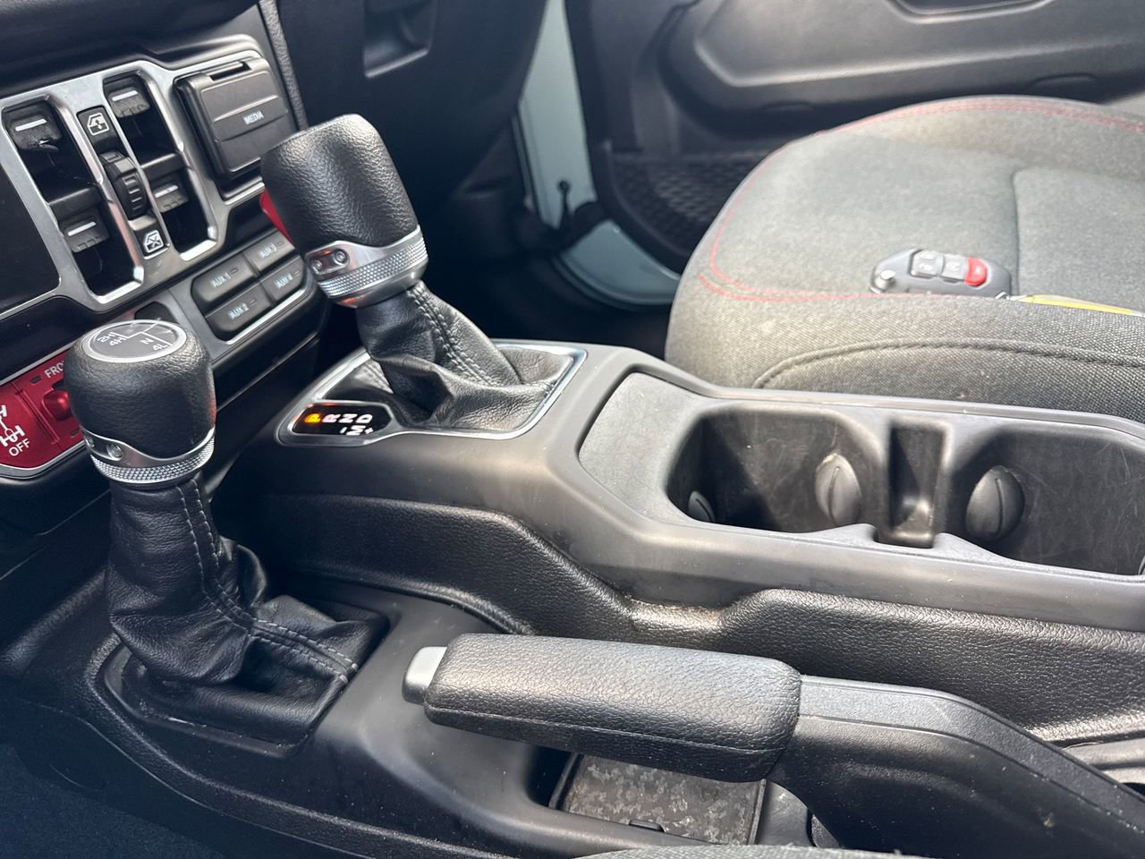 Certified 2024 Jeep Wrangler Unlimited Rubicon w/ Safety Group image 19