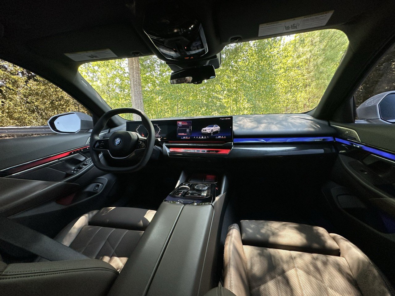 Used 2024 BMW i5 eDrive40i w/ M Sport Package RWD image 12