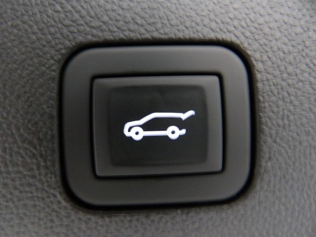 Used 2026 GMC Yukon AT4 Ultimate AWD/4WD image 46
