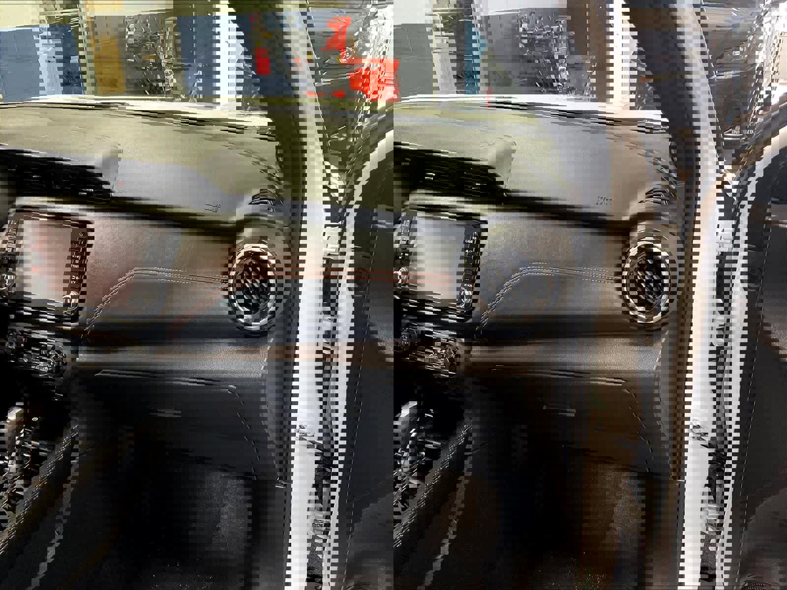 Certified 2023 Nissan Kicks SR w/ SR Premium Package image 13