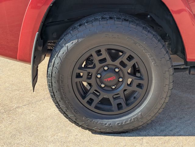 Used 2022 Toyota 4Runner TRD Off-Road Premium w/ Moonroof Package image 3