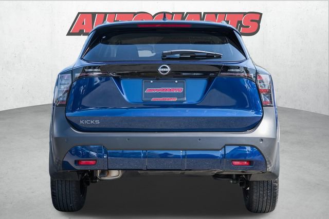 New 2026 Nissan Kicks SV image 5