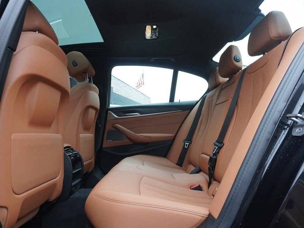 Used 2023 BMW 540i xDrive w/ Premium Package image 46