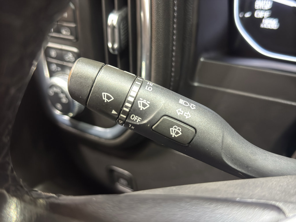 Used 2021 GMC Sierra 1500 Elevation image 27