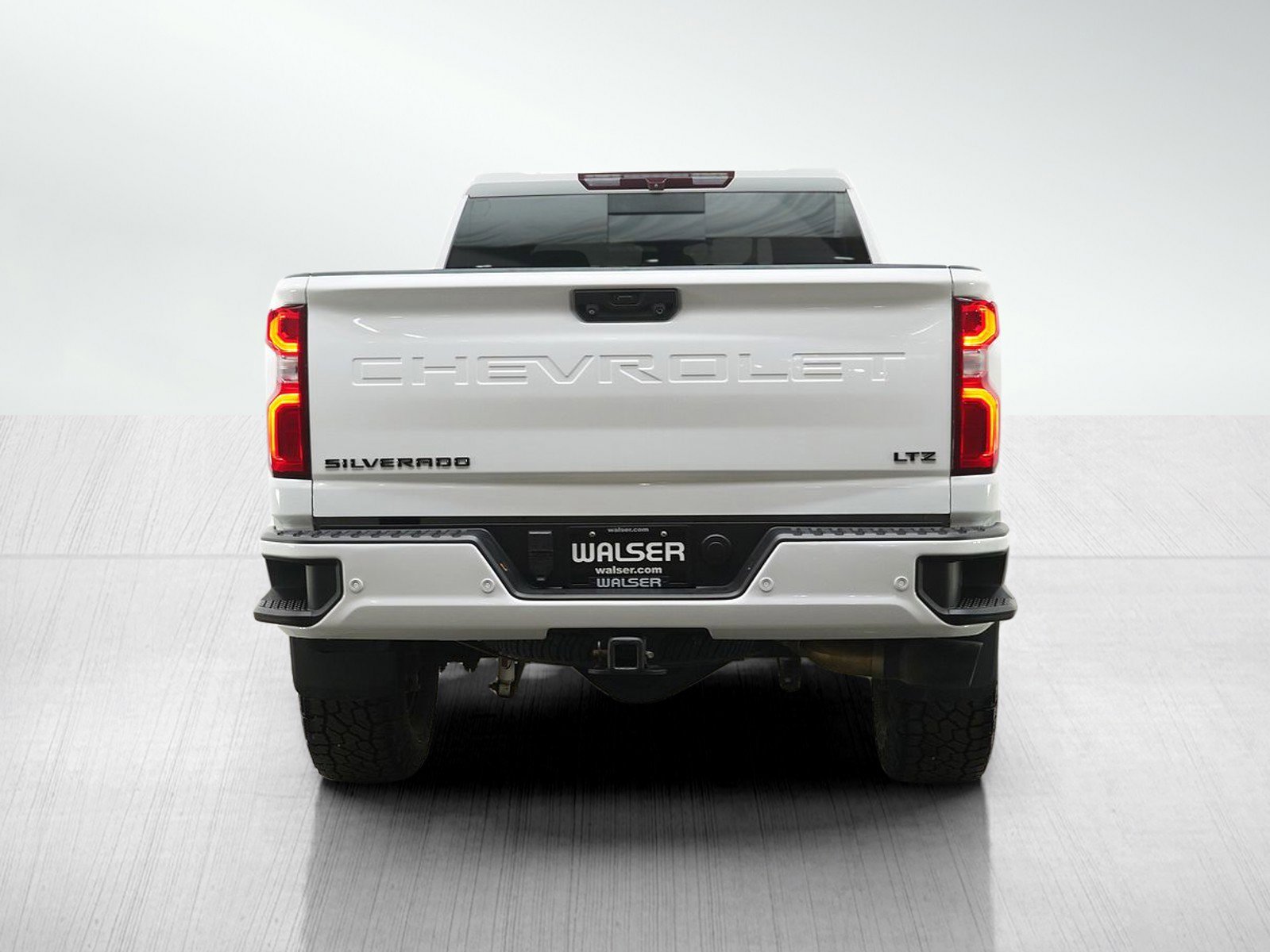 Used 2023 Chevrolet Silverado 3500 LTZ w/ LTZ Plus Package image 4