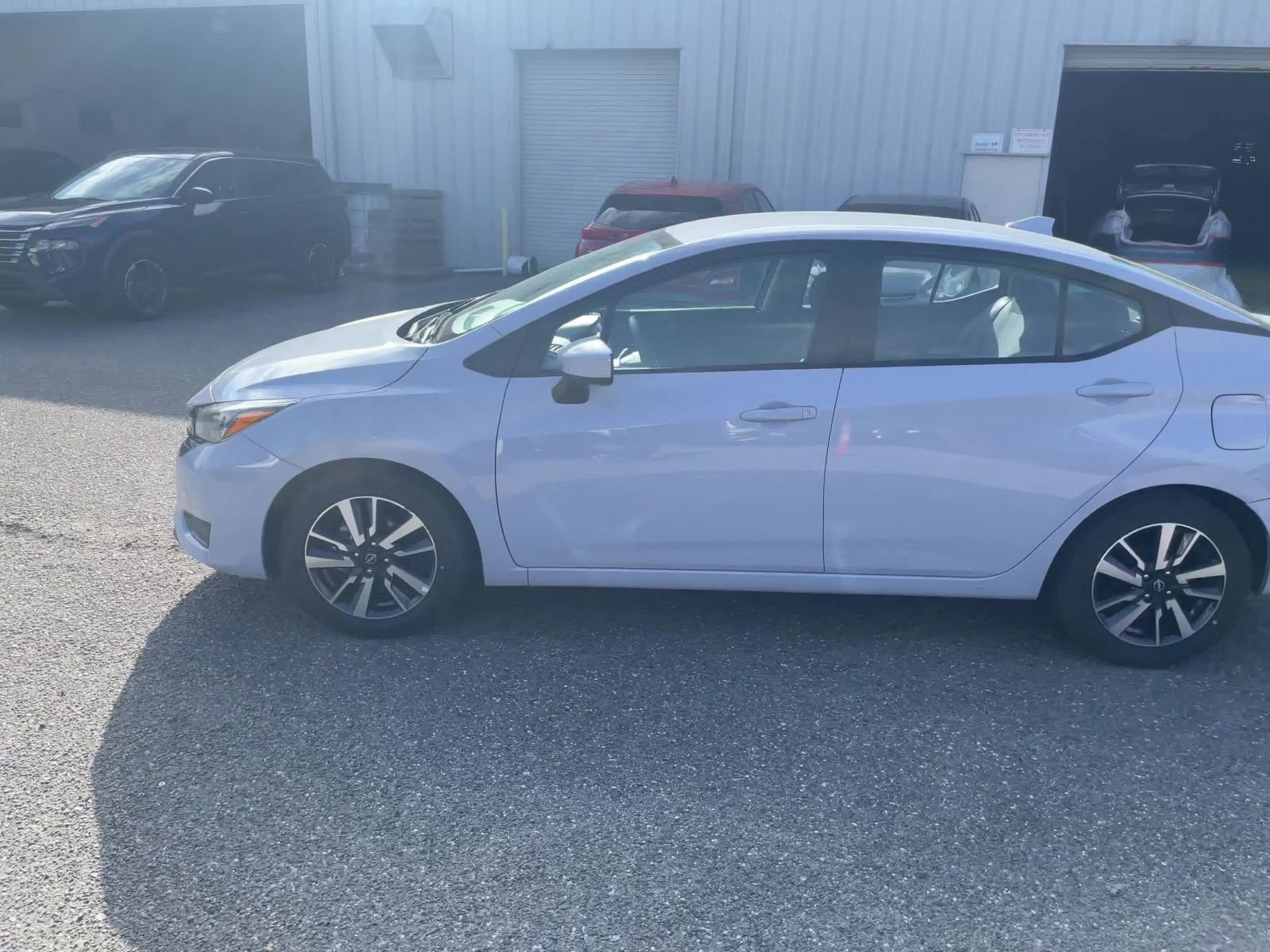 Used 2025 Nissan Versa SV FWD image 9