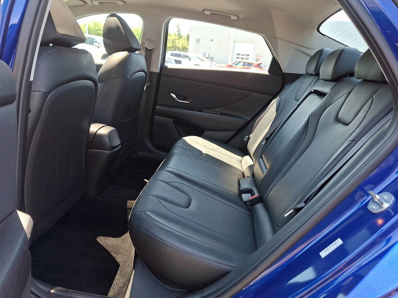 Used 2023 Hyundai Elantra Limited FWD image 10