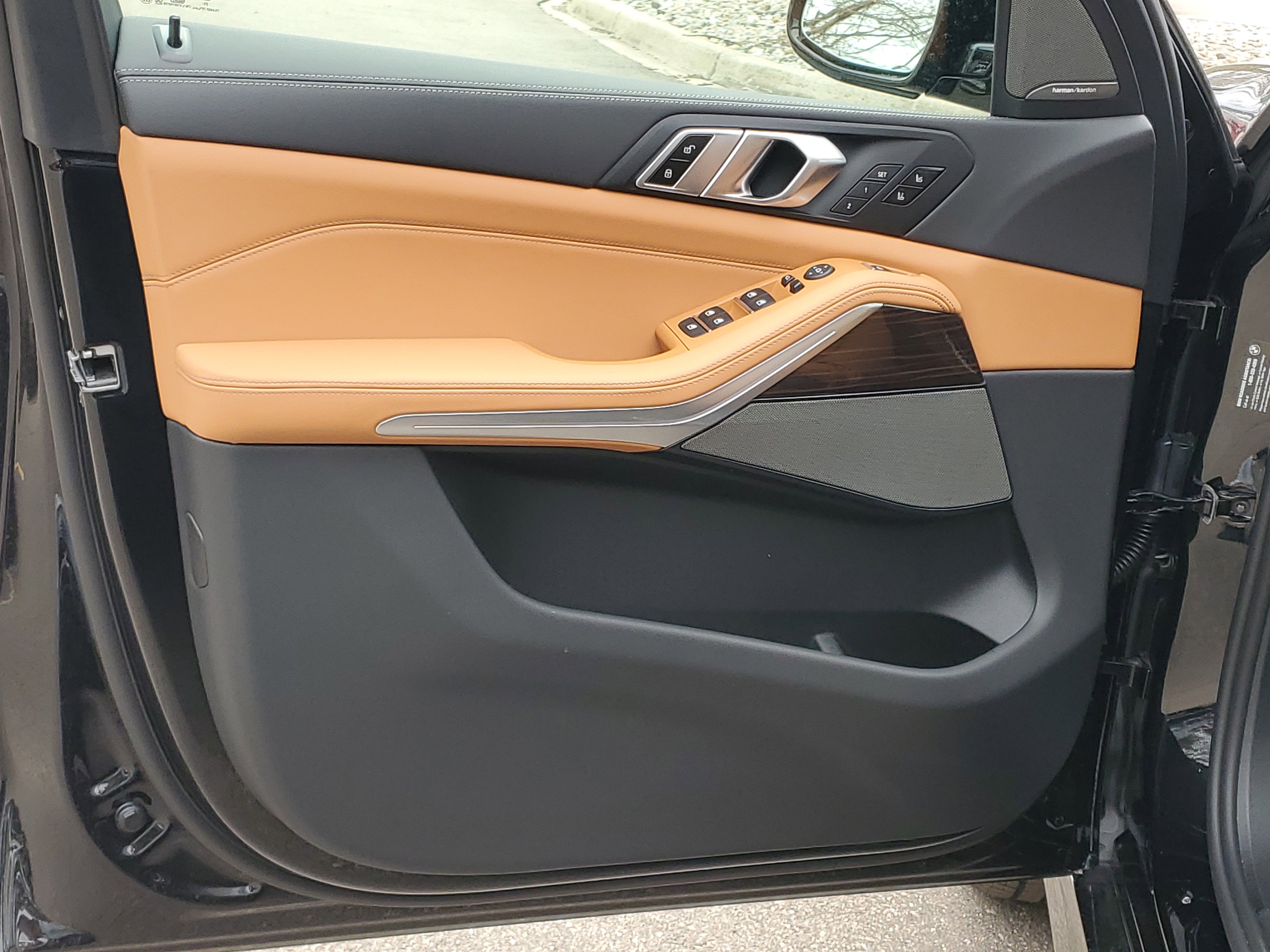 New 2026 BMW X5 xDrive40i w/ M Sport Package AWD/4WD image 5