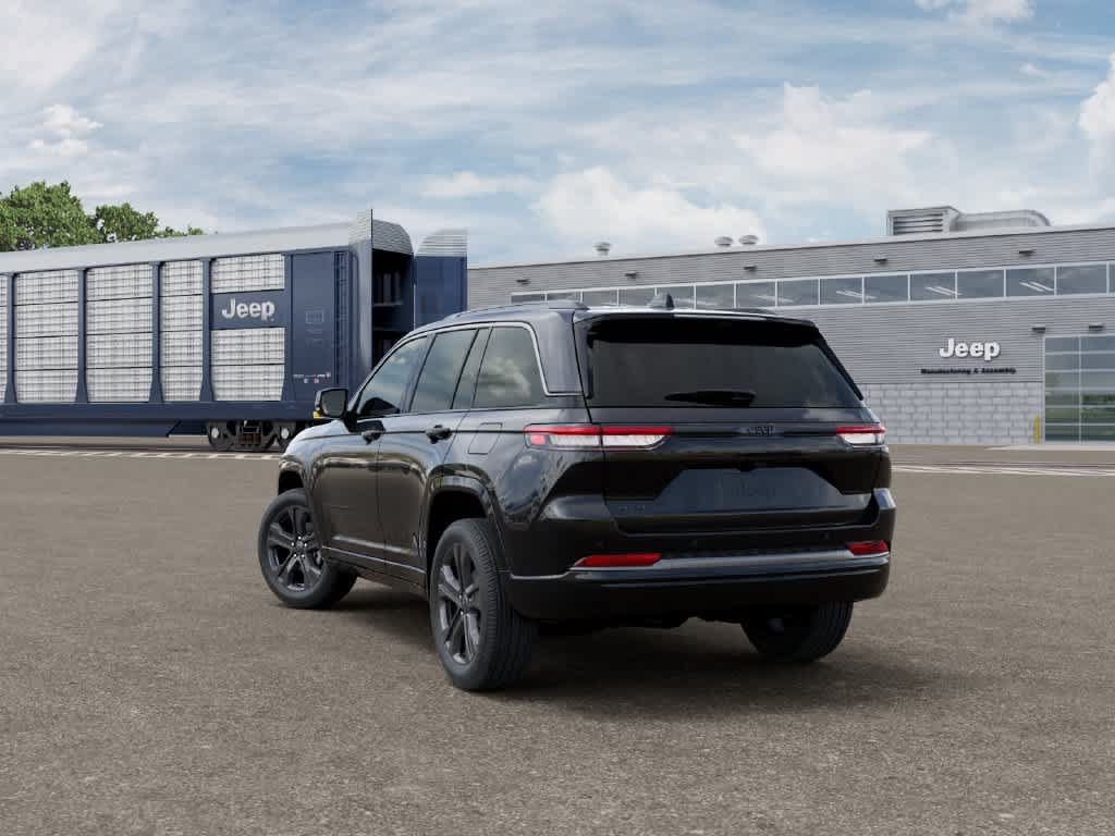 New 2027 Jeep Grand Cherokee Limited AWD/4WD image 3