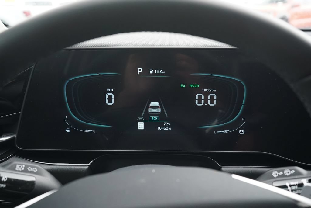 Used 2025 Kia Niro EX Touring FWD image 19