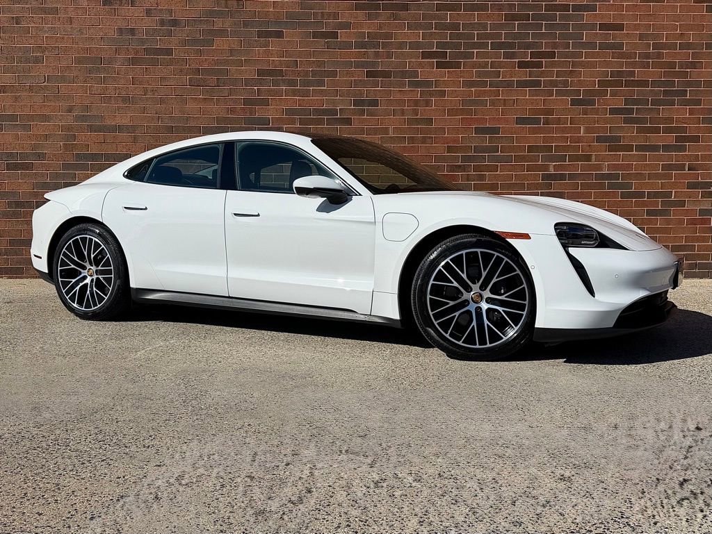 Certified 2024 Porsche Taycan image 9