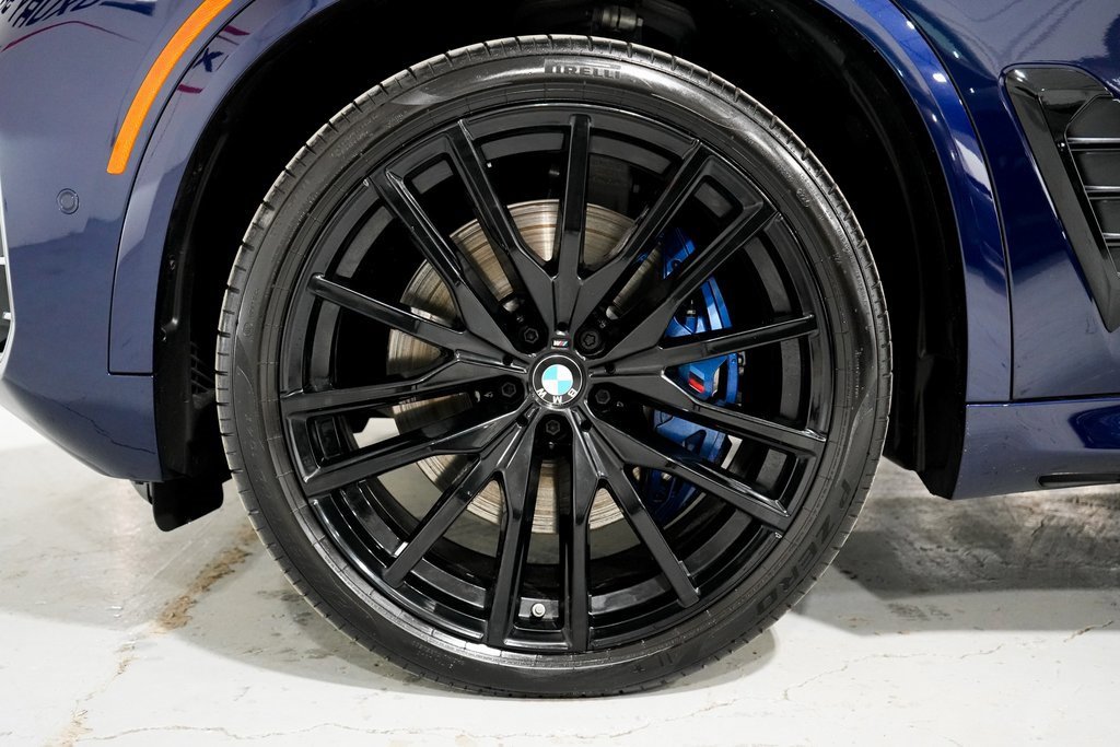 Used 2025 BMW X5 M60i image 42