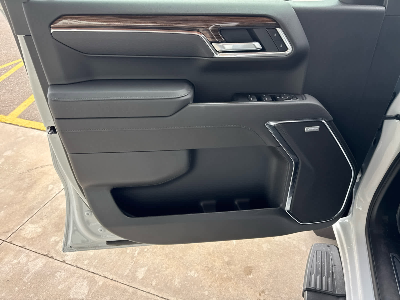 New 2026 Chevrolet Silverado 1500 LT Trail Boss w/ Convenience Package II image 9