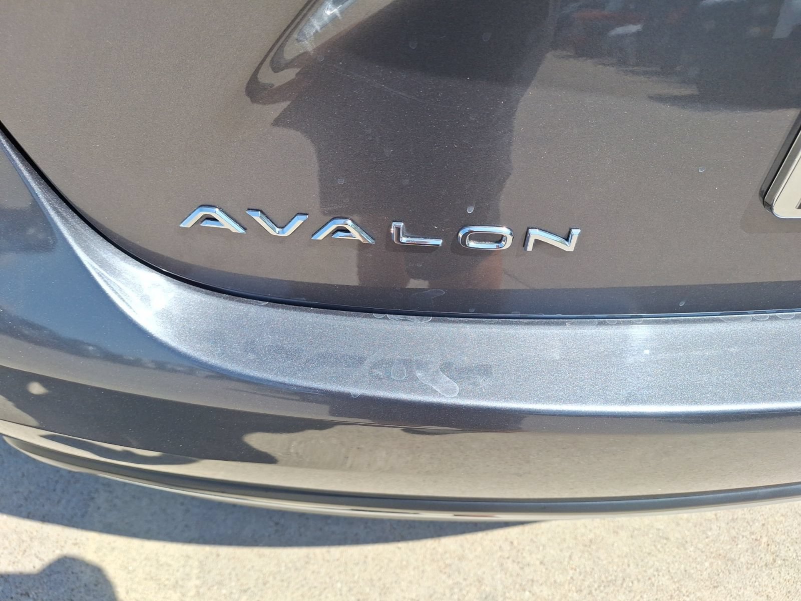 Used 2016 Toyota Avalon XLE Premium FWD image 13