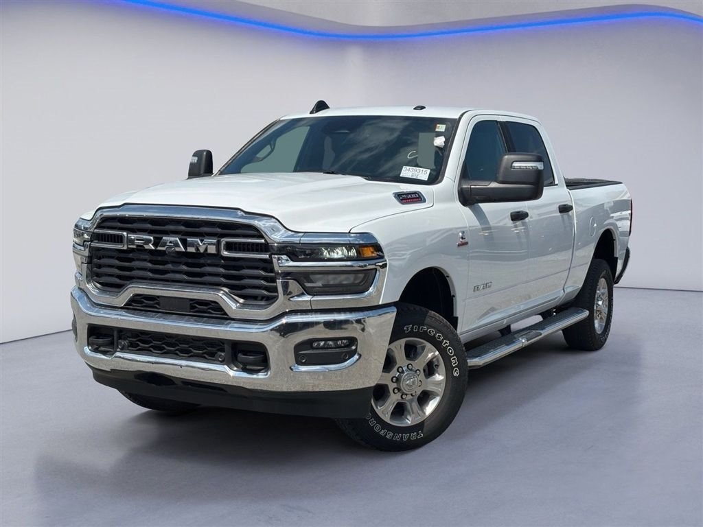 Used 2026 RAM 2500 Big Horn AWD/4WD image 2