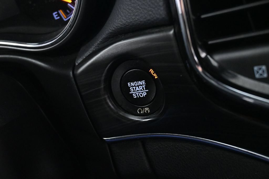 Used 2020 Jeep Grand Cherokee Limited AWD/4WD image 38