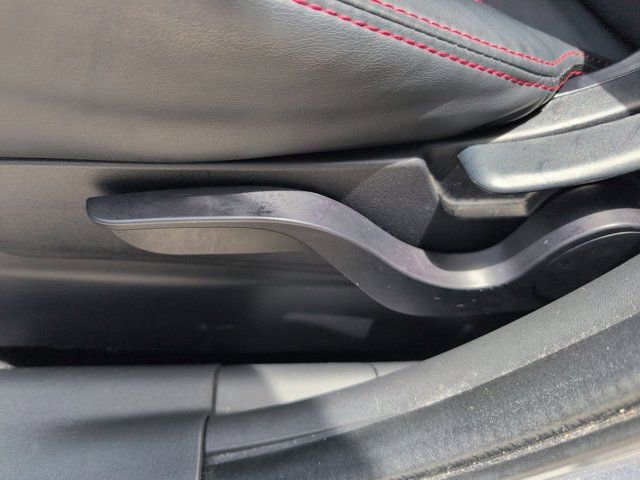 Used 2025 Mitsubishi Outlander Sport AWD image 14