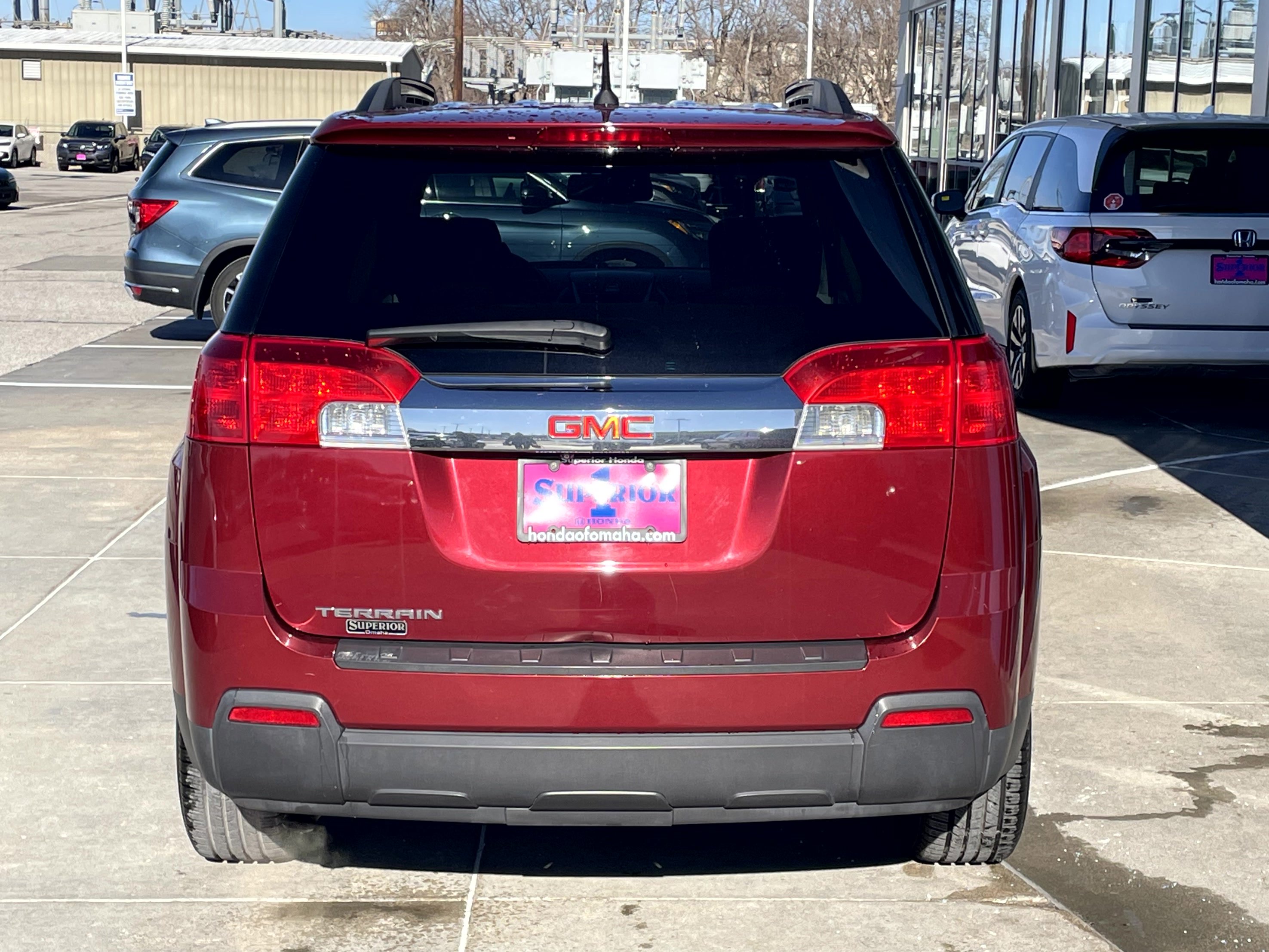 Used 2010 GMC Terrain SLE image 3