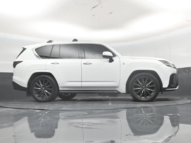 Used 2023 Lexus LX 600 F Sport w/ Accessory Package (Z1) AWD/4WD image 53